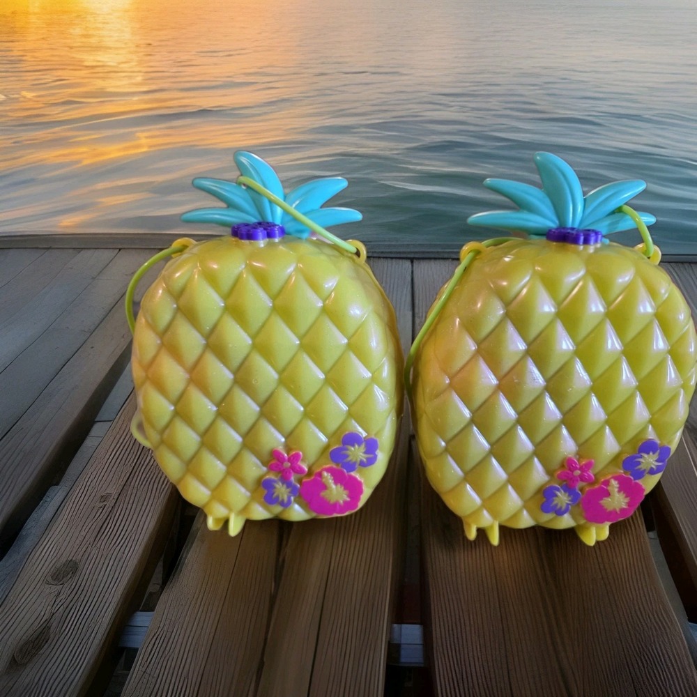 VTGPoly Pocket  Tropicool Pineapple Purse  Playset Wearable. Excellent Condition
